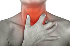 Mal de gorge, symptôme se manifestant par une sensation d'irritation, de douleur ou de brûlure dans le fond de la bouche